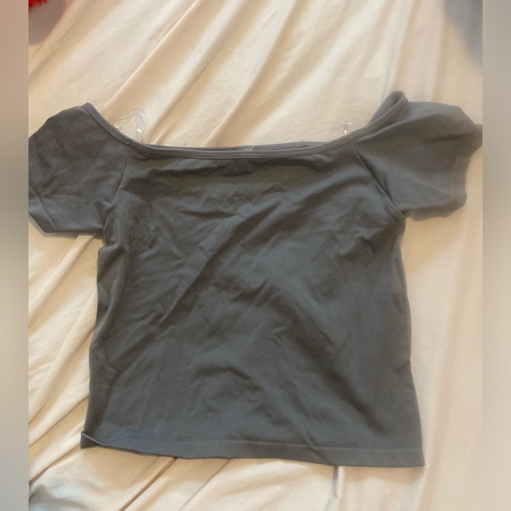 Gray cropped off the shoulder shirt